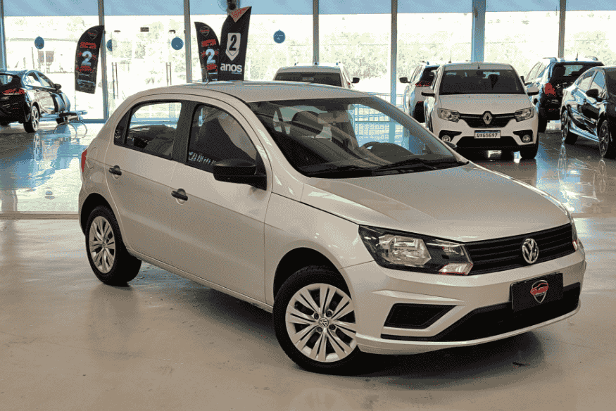 Volkswagen Gol 1.6 MSI 2017 prata, carro usado até 50 mil reais com bom desempenho e economia
