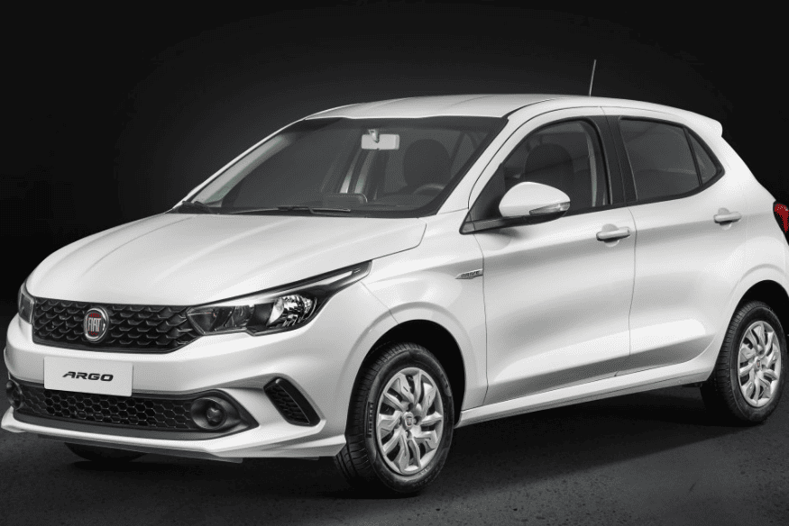 Fiat Argo 1.0 2025 branco, hatch compacto com baixo consumo de combustível e ótimo custo-benefício
