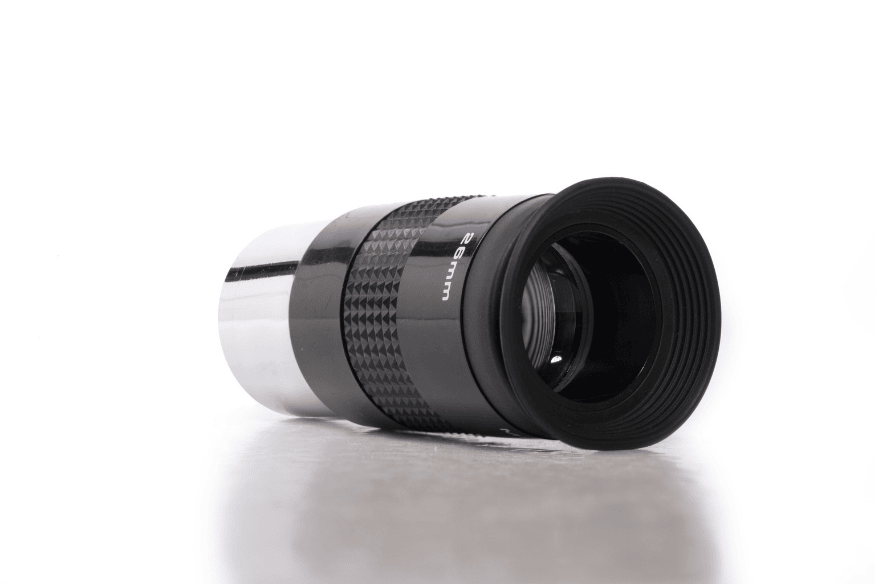 Ocular astronômica de 25 mm isolada, acessório usado para controlar aumento e campo de visão no telescópio